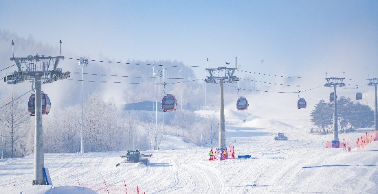 通化市萬峰滑雪場。通化市萬峰滑雪場供圖